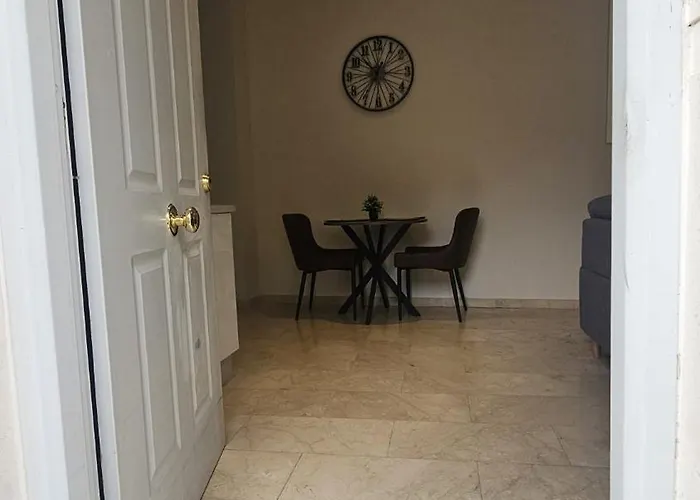 Menina San Pedro Córdova