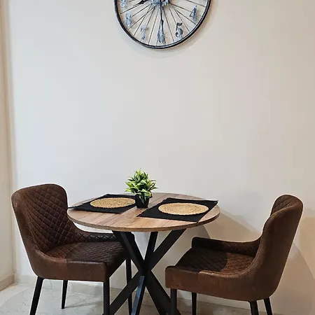 Menina San Pedro * Κόρδοβα